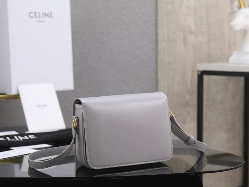 Ce1i*e triomphe bags